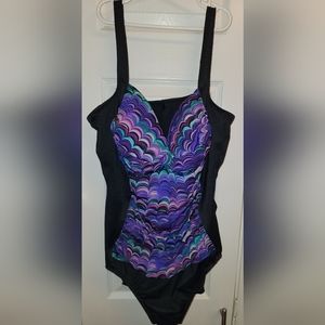 EUC Croft & Barrow Women's Size 20 Swimsuit